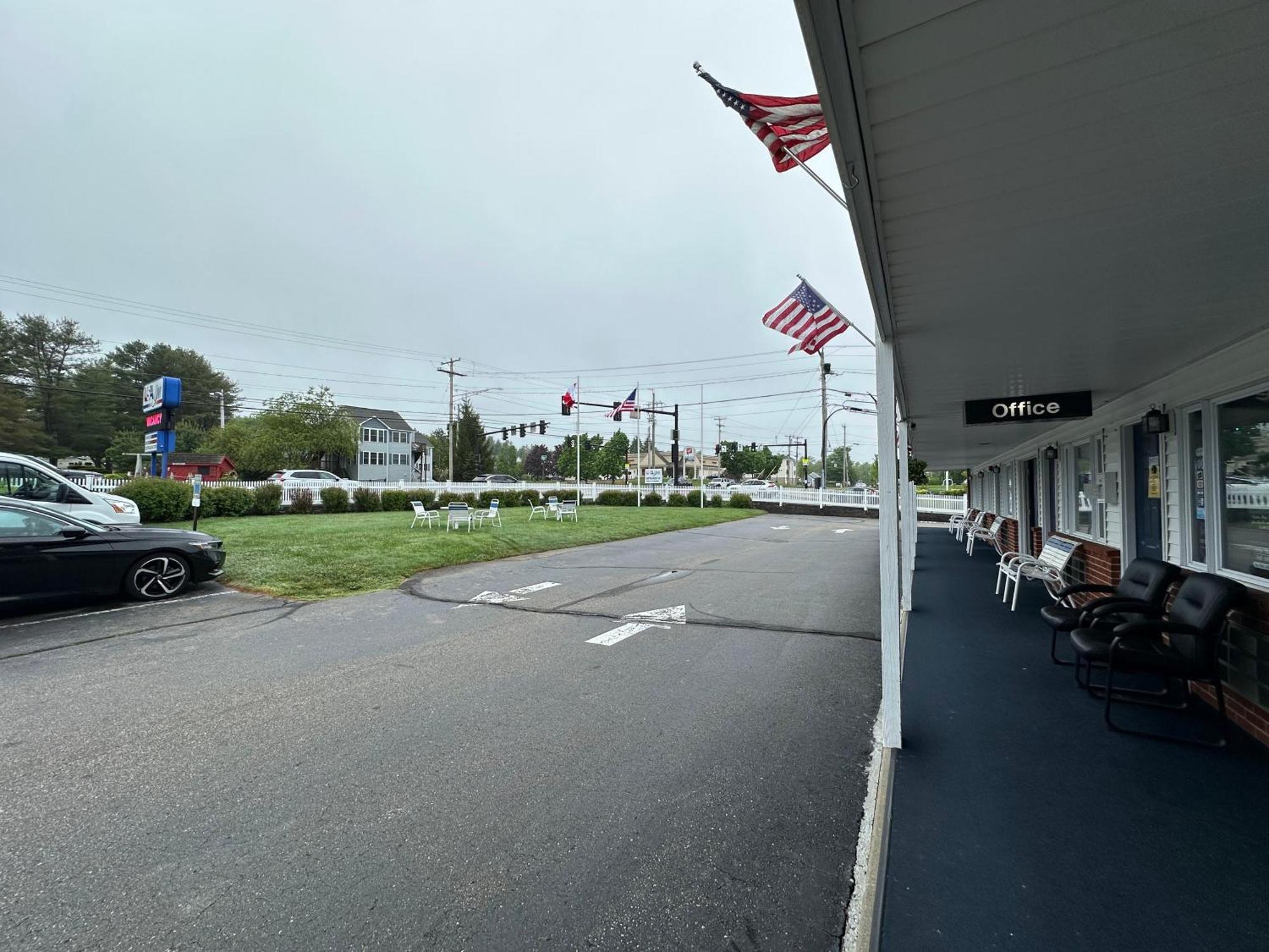 Usa Inn Уэллс Экстерьер фото
