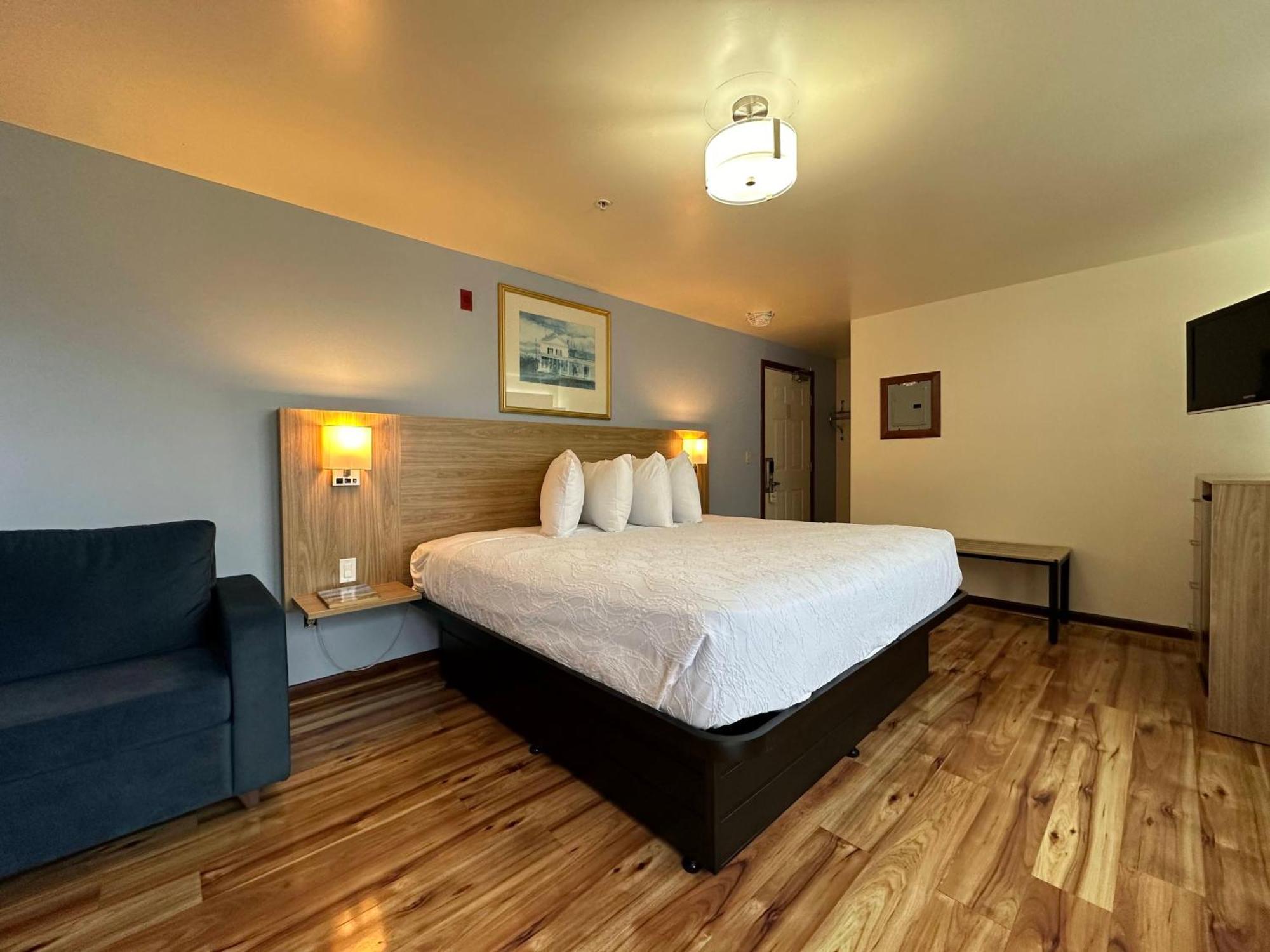 Usa Inn Уэллс Экстерьер фото